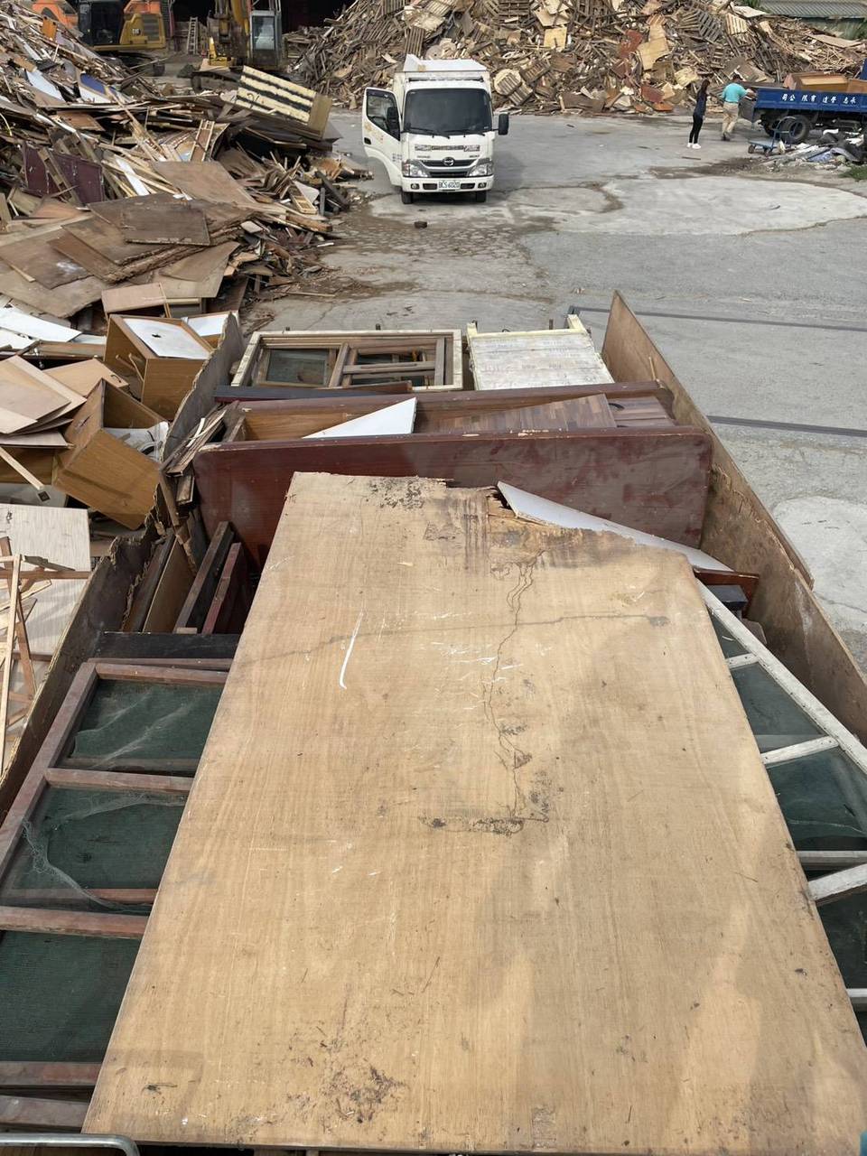 �x���ӥ��ϩ�M�B